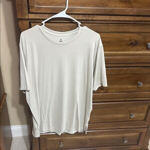 Under Armour Men's Beige Short Sleeve Tee
